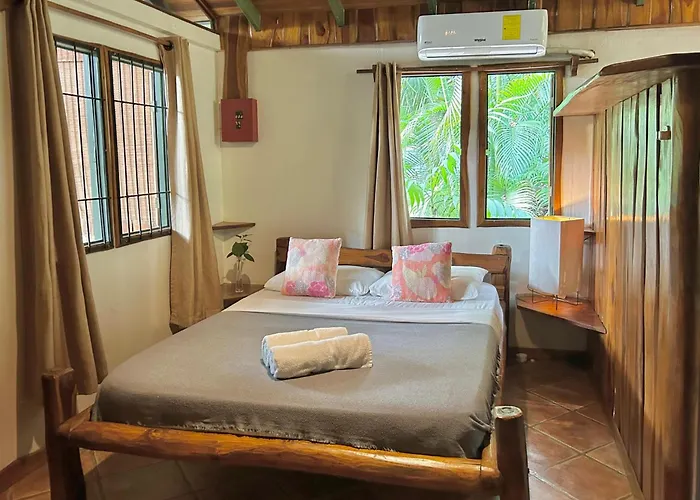 Pachamama Tropical Garden Lodge